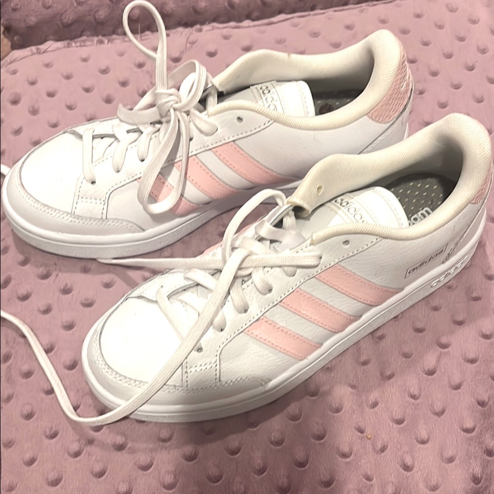 Adidas White and Pink Sneakers with Minimalist Design